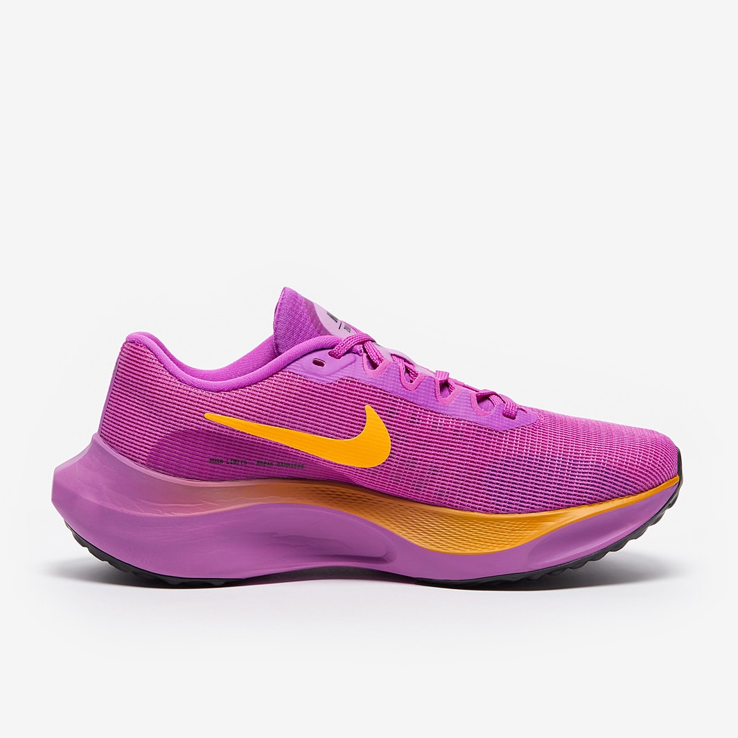 Nike Womens Zoom Fly 5